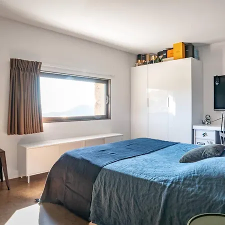 Kwatera prywatna 5brd With Sea View